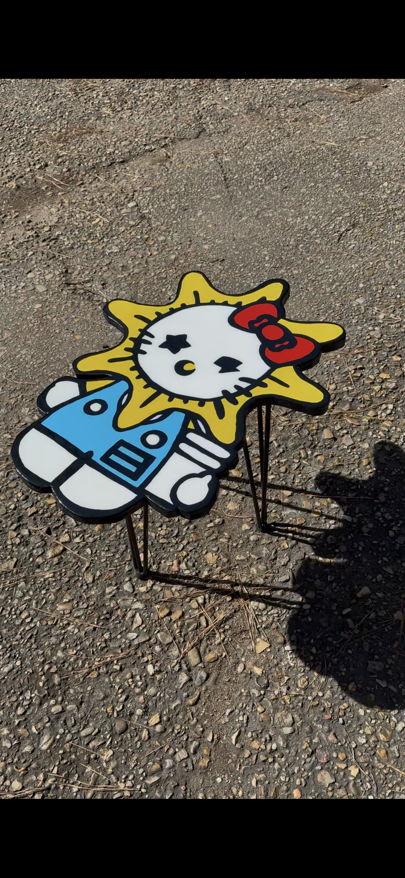 Glo Gang Kitty Table